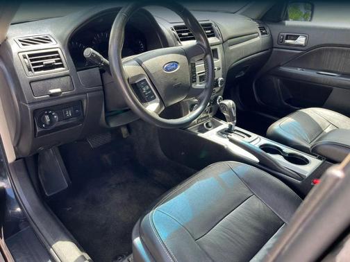 Black 2012 Ford Fusion SEL