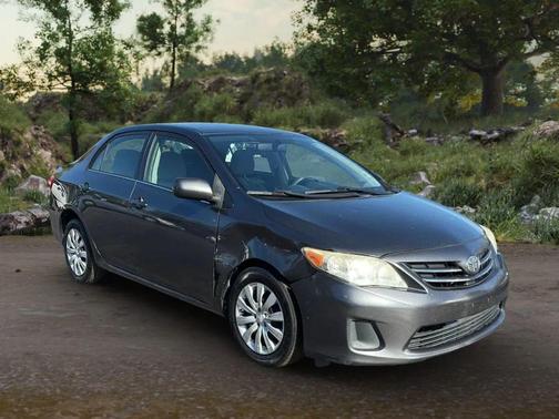 2013 Toyota Corolla LE