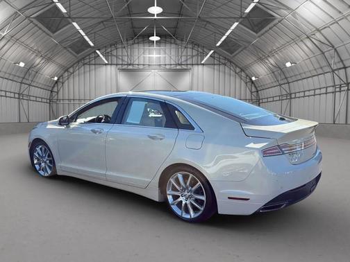 2015 Lincoln MKZ Hybrid Base