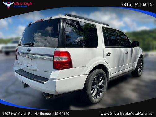 White 2017 Ford Expedition Limited
