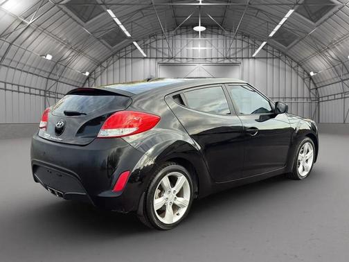 2012 Hyundai Veloster Base