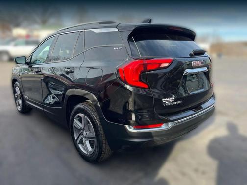 BLACK 2021 GMC Terrain SLT