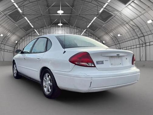 2006 Ford Taurus SEL