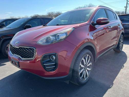 RED 2019 Kia Sportage EX SUV