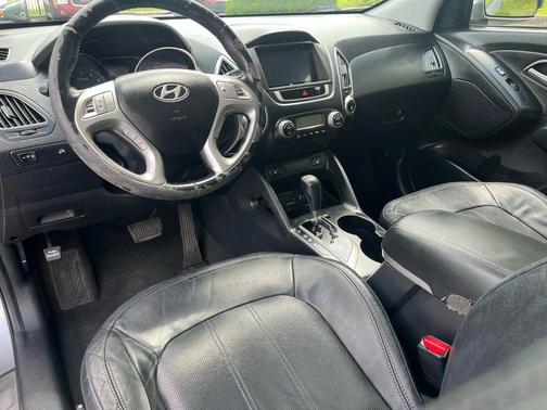 2011 Hyundai TUCSON Limited