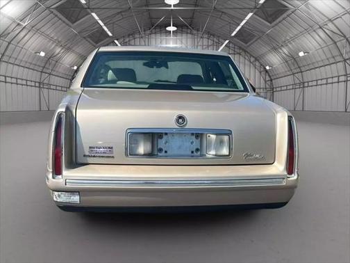 1998 Cadillac DeVille Base