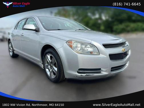 Silver 2009 Chevrolet Malibu LT
