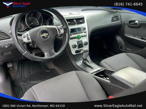 Silver 2009 Chevrolet Malibu LT