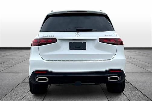 2026 Mercedes-Benz GLS 580 4MATIC