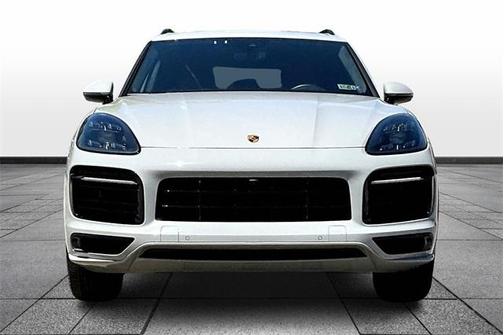2023 Porsche Cayenne GTS