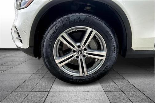 2022 Mercedes-Benz GLC 300 Base 4MATIC