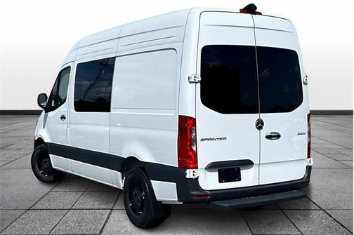 2025 Mercedes-Benz Sprinter 2500 144 WB Standard Roof Crew