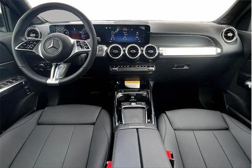 2026 Mercedes-Benz GLB 250 Base 4MATIC