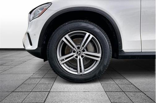 2022 Mercedes-Benz GLC 300 Base 4MATIC