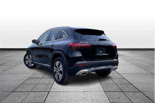 2025 Mercedes-Benz GLA 250 Base 4MATIC