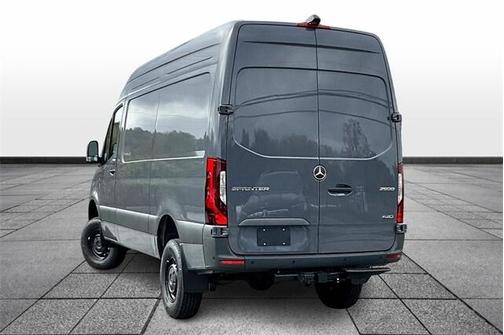 2025 Mercedes-Benz Sprinter 2500 Standard Roof