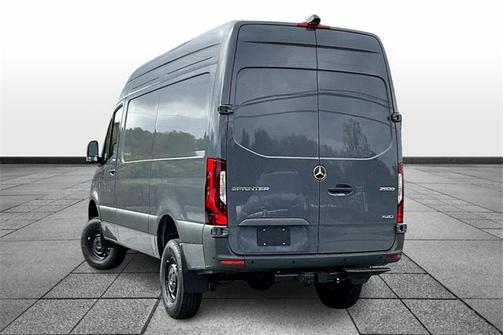 2025 Mercedes-Benz Sprinter 2500 Standard Roof