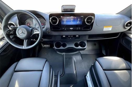 2025 Mercedes-Benz Sprinter 2500 High Roof