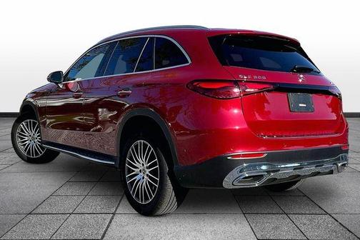 Patagonia Red 2026 Mercedes-Benz GLC 300 Base 4MATIC