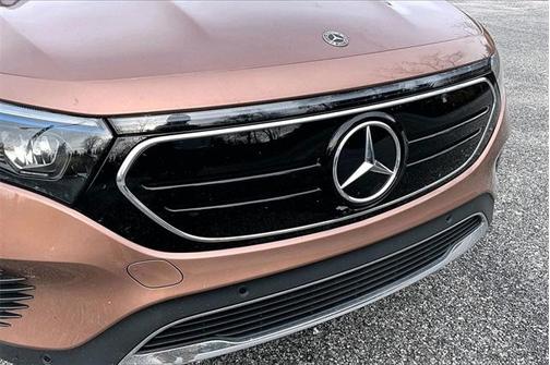 2023 Mercedes-Benz EQB 300 Base 4MATIC