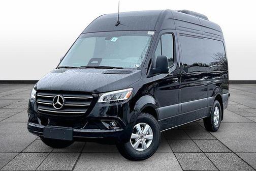 2025 Mercedes-Benz Sprinter 2500 144 WB Standard Roof Passenger