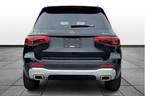 2025 Mercedes-Benz GLB 250 Base 4MATIC