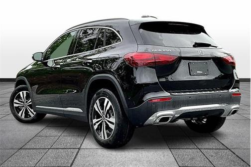 2025 Mercedes-Benz GLA 250 Base 4MATIC