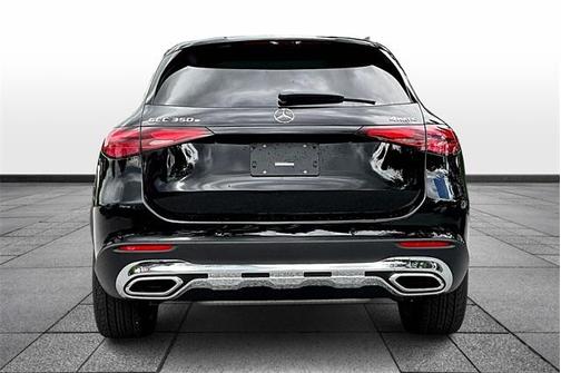2025 Mercedes-Benz GLC 350e Base 4MATIC