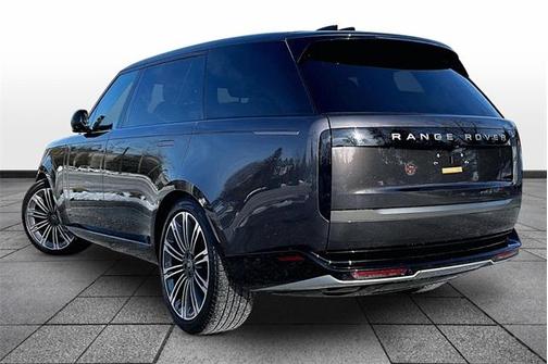 2024 Land Rover Range Rover P400 SE