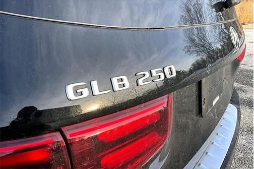 2025 Mercedes-Benz GLB 250 Base 4MATIC