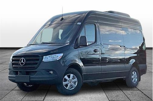2025 Mercedes-Benz Sprinter 2500 144 WB Standard Roof Passenger