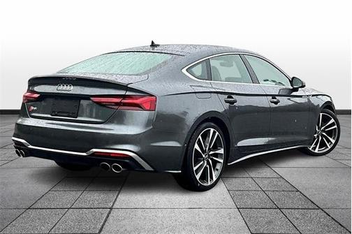 2022 Audi S5 3.0T Prestige