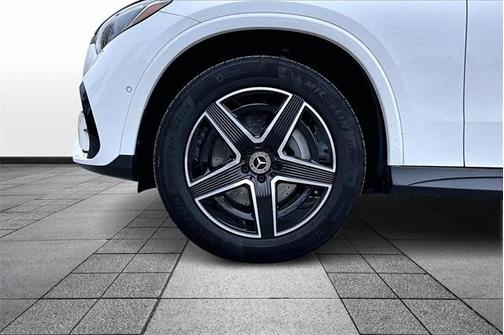 2025 Mercedes-Benz GLC 300 Base 4MATIC