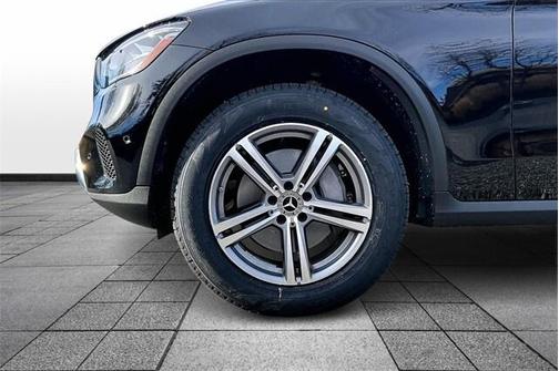 2022 Mercedes-Benz GLC 300 Base 4MATIC