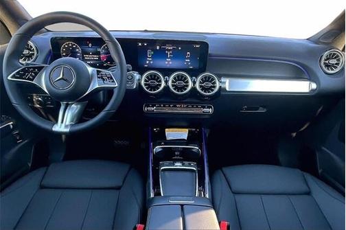 2026 Mercedes-Benz GLB 250 Base 4MATIC