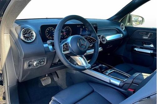 2026 Mercedes-Benz GLB 250 Base 4MATIC