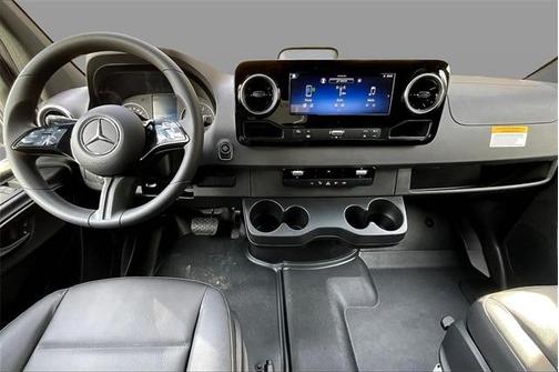 2025 Mercedes-Benz Sprinter 2500 Standard Roof
