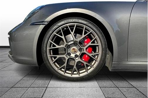 2020 Porsche 911 Carrera 4S