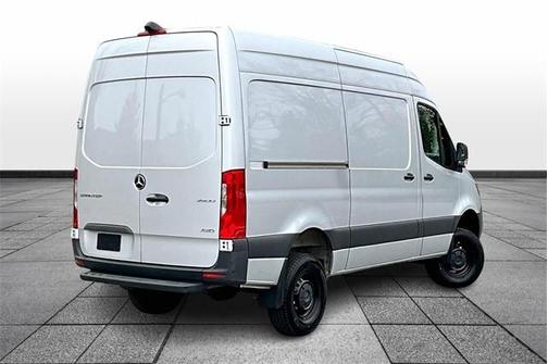2024 Mercedes-Benz Sprinter 2500 144 WB