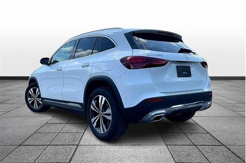 2025 Mercedes-Benz GLA 250 Base 4MATIC
