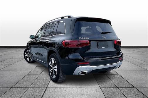 2025 Mercedes-Benz GLB 250 Base 4MATIC