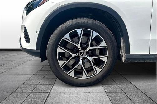 2025 Mercedes-Benz GLC 350e Base 4MATIC
