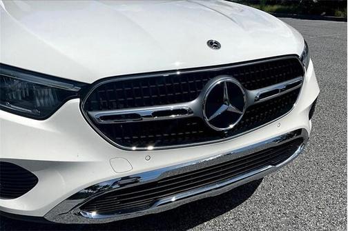 2025 Mercedes-Benz GLC 350e Base 4MATIC