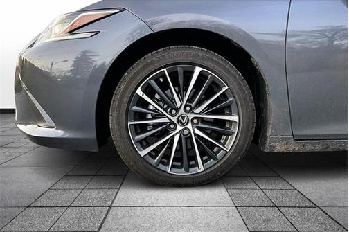 2024 Lexus ES 300h 300H