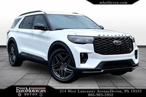 Star White 2025 Ford Explorer ST