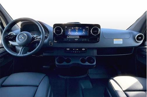 2026 Mercedes-Benz Sprinter 2500 ROOF 144IN WB