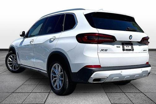 Alpine White 2022 BMW X5 xDrive40i