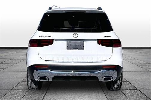 2026 Mercedes-Benz GLB 250 Base 4MATIC