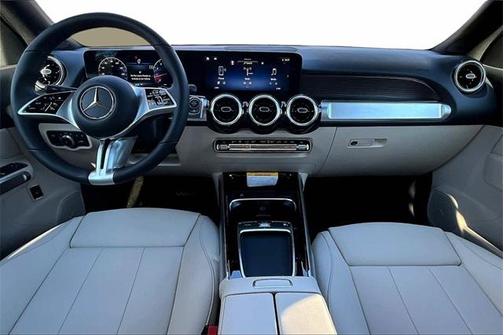 2026 Mercedes-Benz GLB 250 Base 4MATIC