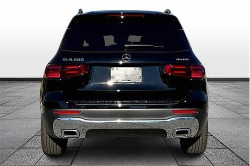 2026 Mercedes-Benz GLB 250 Base 4MATIC